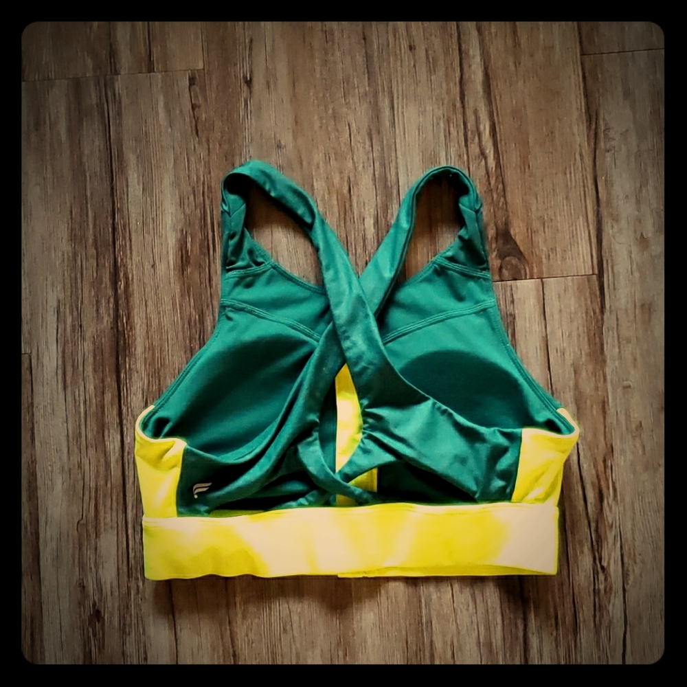Sports bra